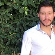 Proffeseur du langue anglaise pret a vous aider quelque sois votre age et niveau